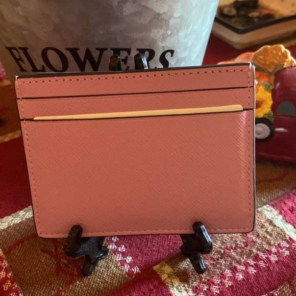 Kate Spade NWT Card Holder/Wallet - Picture 2 of 4